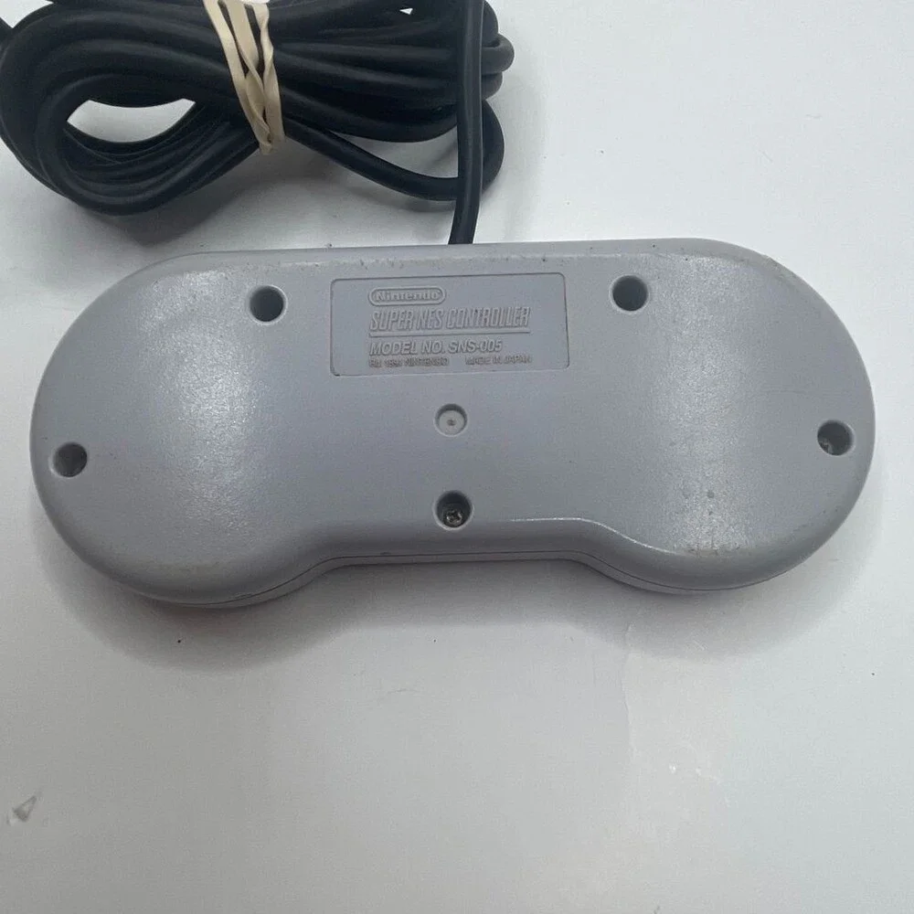 OEM Gray Nintendo SNES Classic Wired 16-Bit Purple Buttons Controller SNS-005